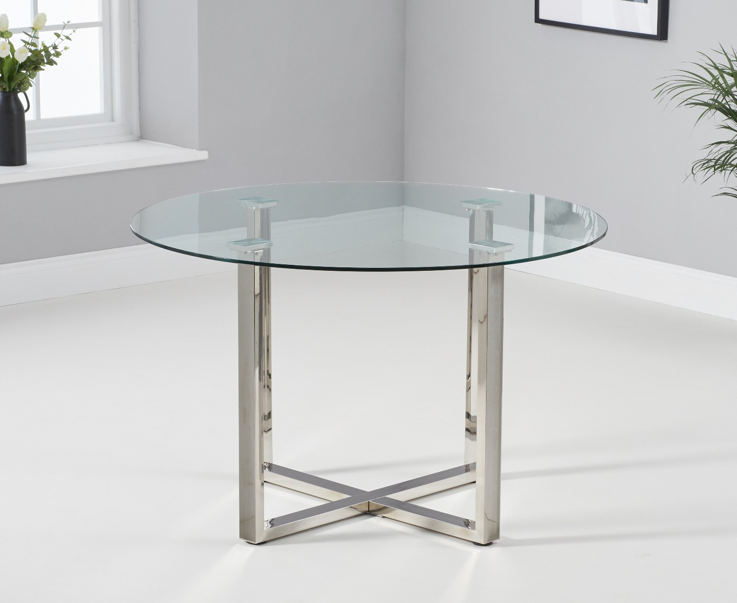 Photo 1 of Vaso 120cm round glass dining table