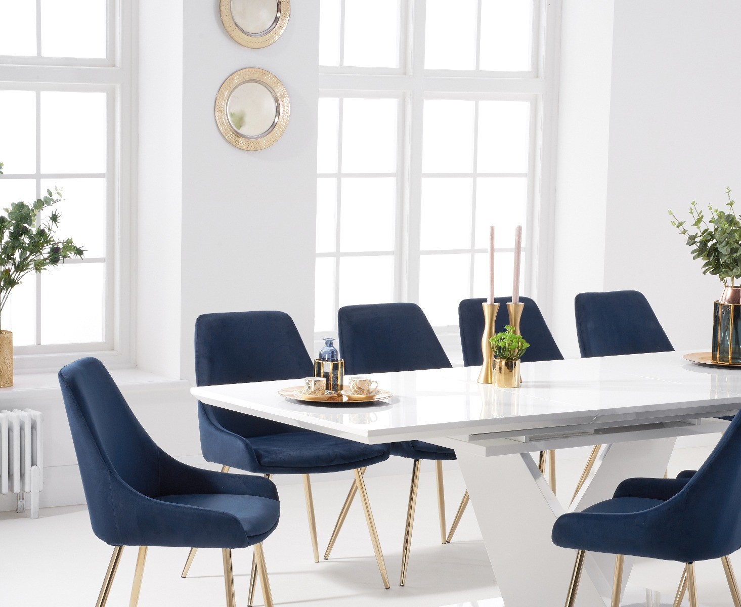 Photo 1 of Vittorio 160cm white high gloss extending dining table with 6 blue lola velvet chairs