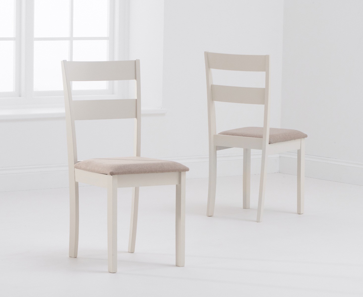 Chiltern Oak And Cream Dining Chairs With Fabric Seats