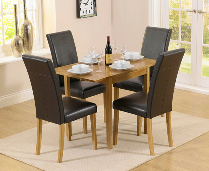 Oxford 70cm Solid Oak Extending Dining Table With 2 Black Olivia Chairs