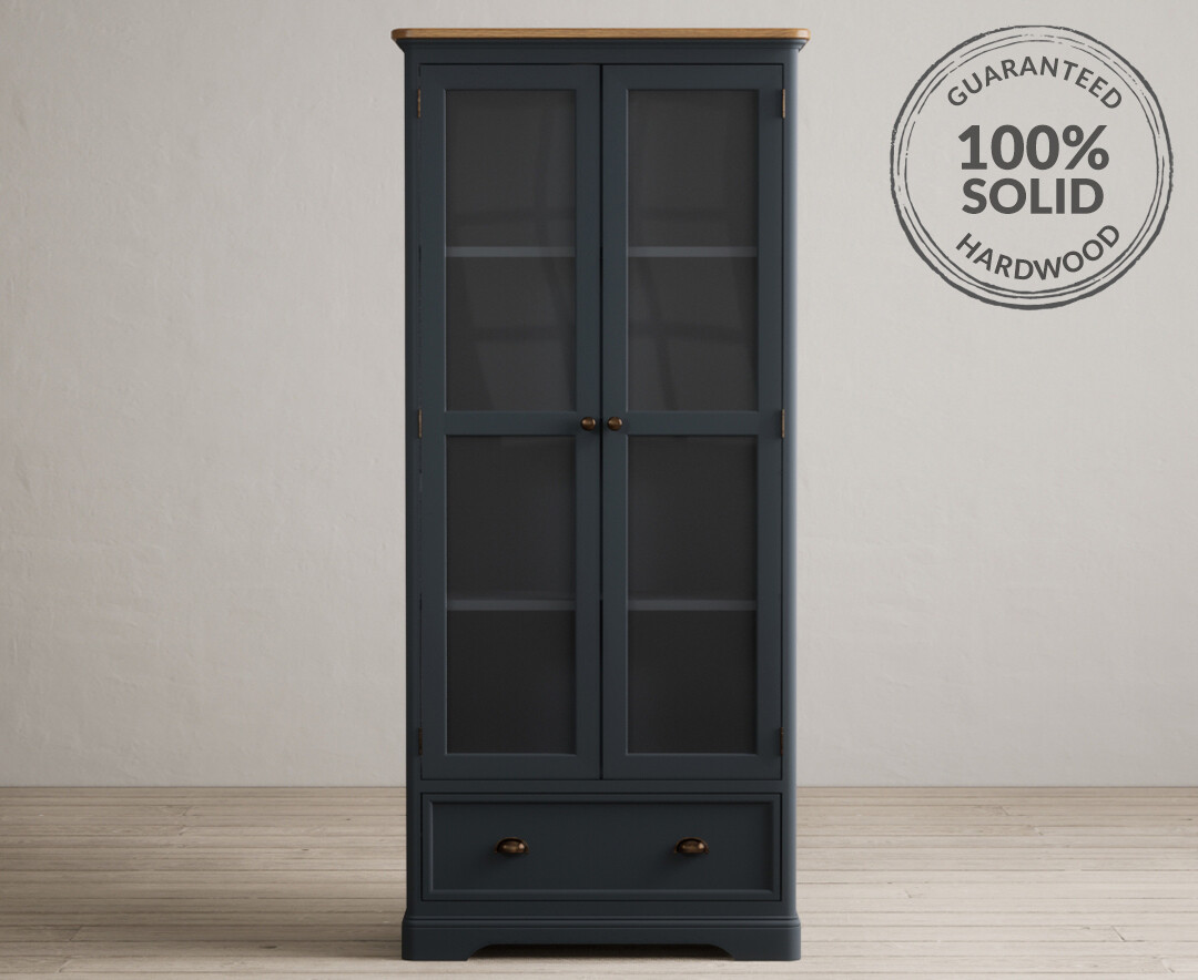 blue_dressing_display_solid_st