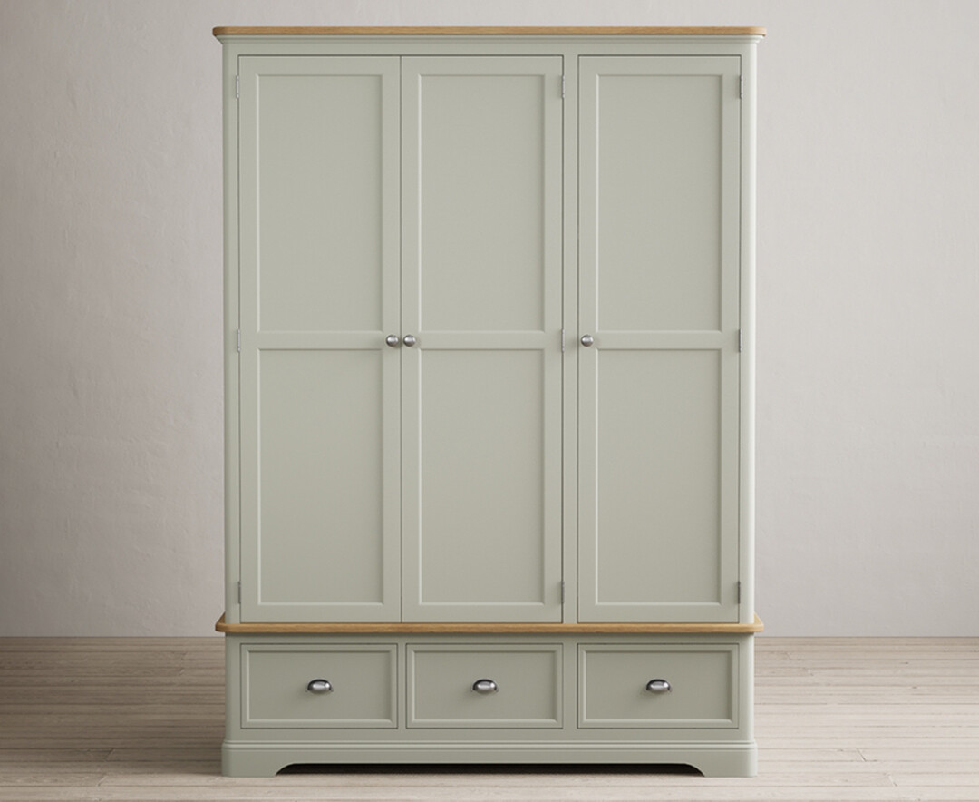 Bridstow Soft Green Painted Triple Wardrobe