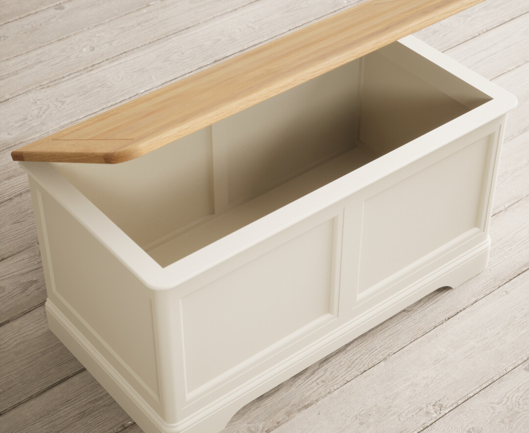 Photo 2 of Bridstow oak and cream painted blanket box