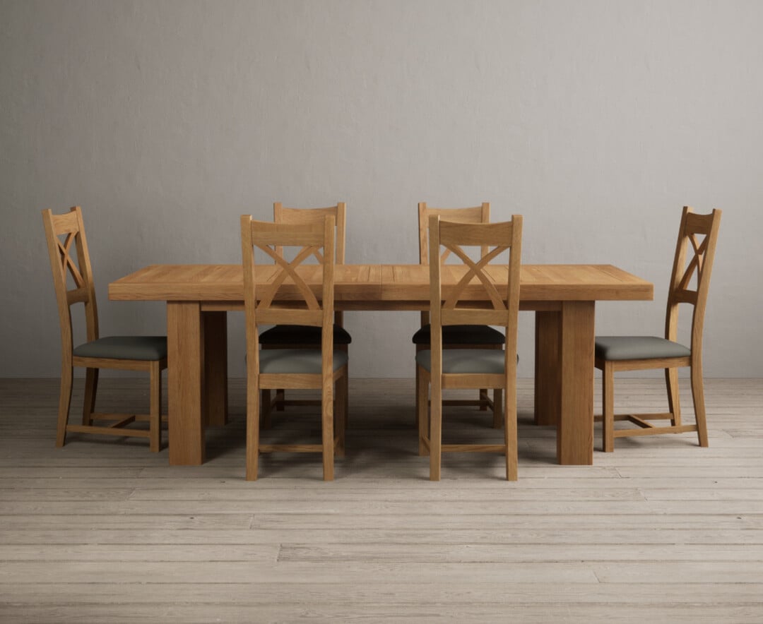 Extending Callington 230cm Oak Dining Table With 8 Brown Natural Solid Oak Chairs