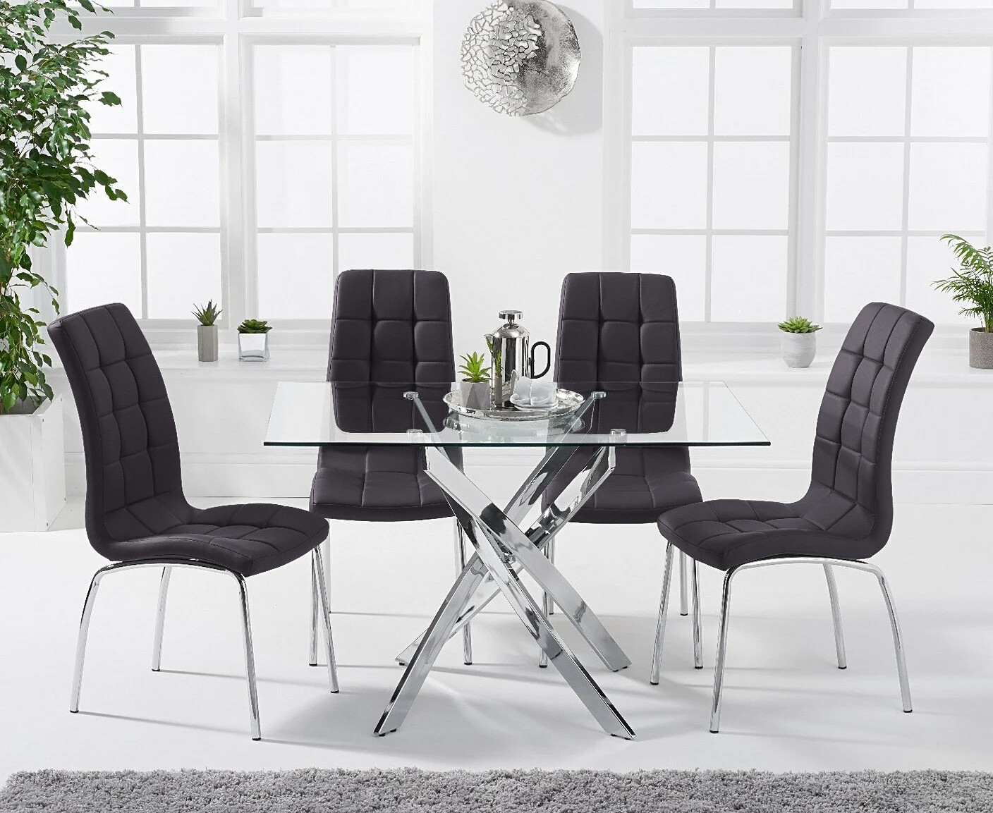 Product photograph of Denver 120cm Rectangular Glass Dining Table With 4 Black Enzo Chairs from Oak Furniture Superstore