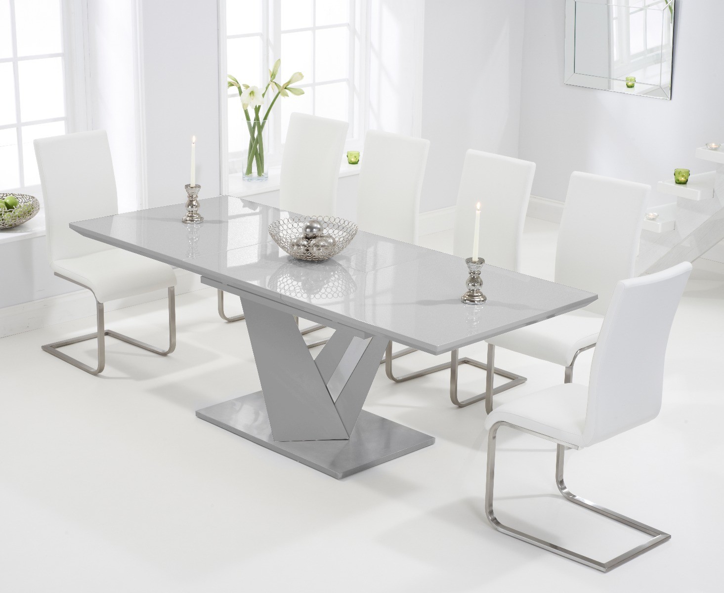 Photo 2 of Extending santino 160cm light grey high gloss dining table with 6 grey austin chairs