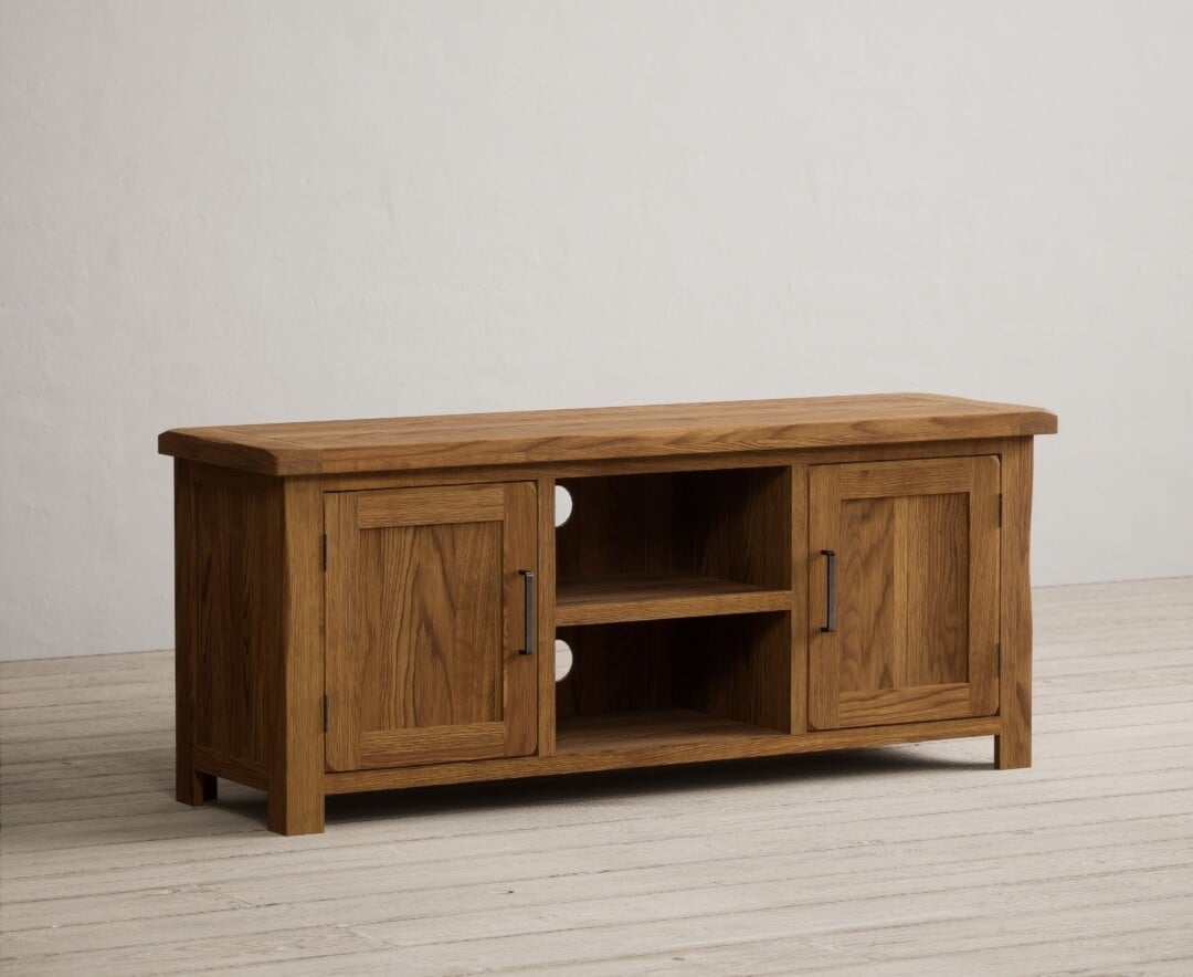 Harrogate Rustic Solid Oak Widescreen Tv Cabinet
