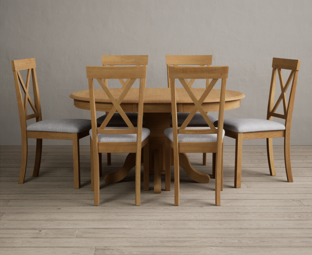 Hertford Solid Oak Pedestal Extending Dining Table With 4 Linen Hertford Chairs