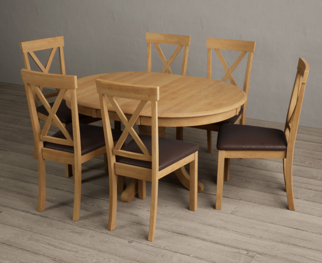 Product photograph of Hertford Solid Oak Pedestal Extending Dining Table With 4 Blue Hertford Chairs from Oak Furniture Superstore.