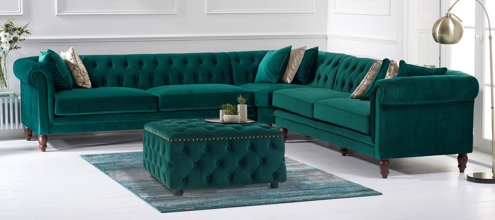 Photo 3 of Bromley large green velvet corner sofa