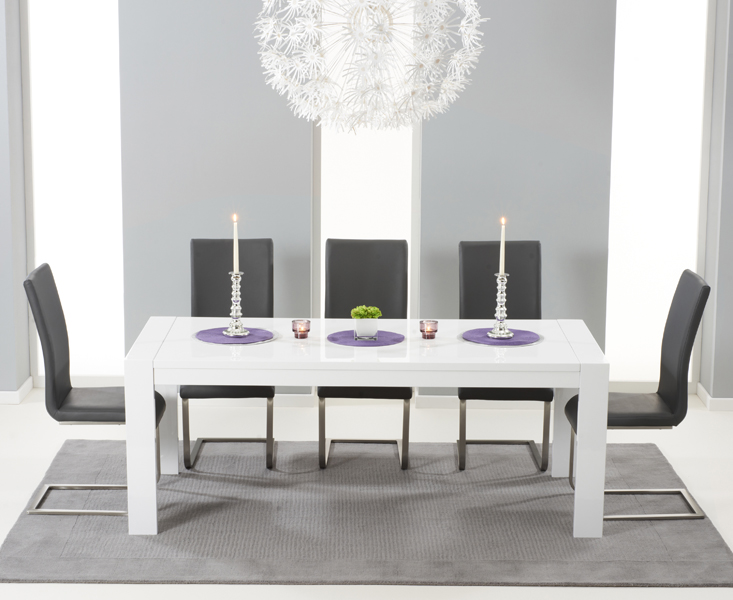 Extending Baltimore 200cm White High Gloss Dining Table With 8 Black Austin Chairs
