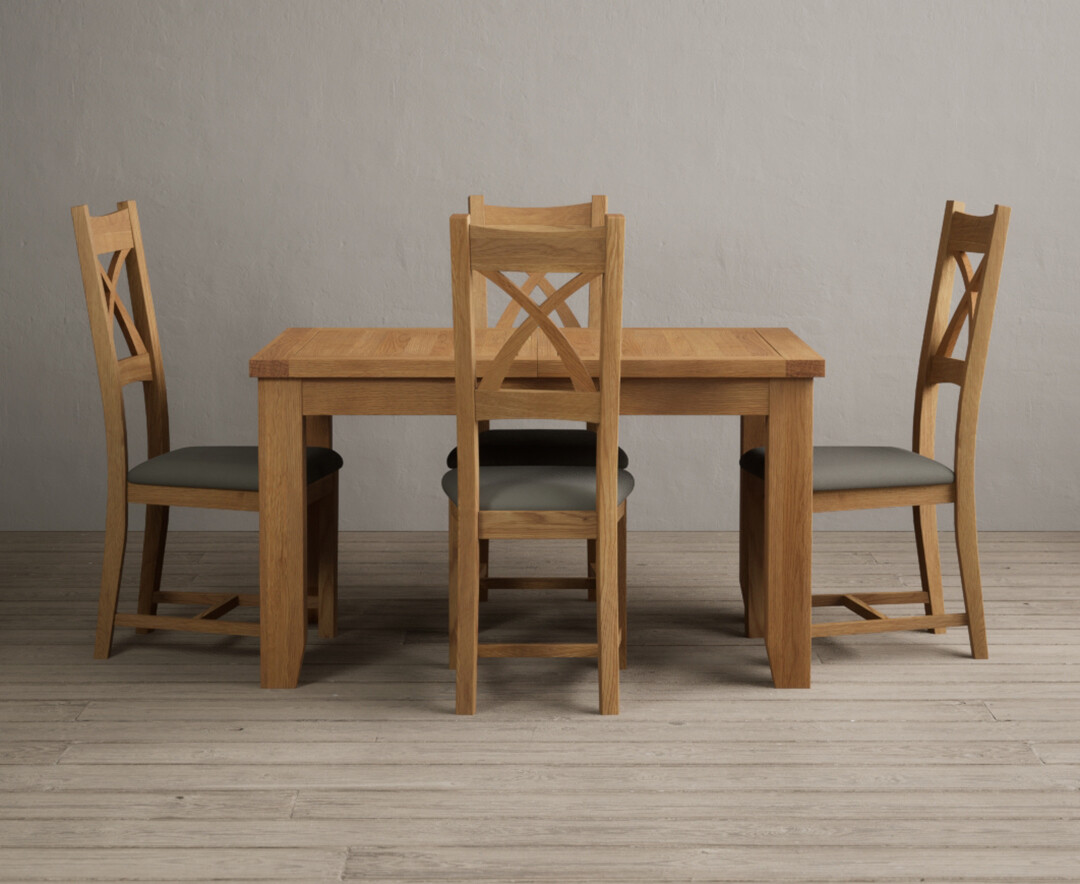 Extending Yateley 130cm Solid Oak Dining Table With 6 Black Natural Solid Oak Chairs